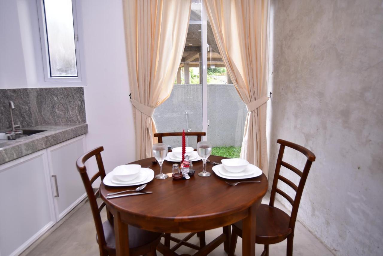 Lily Holiday Apartments 히카두와 외부 사진