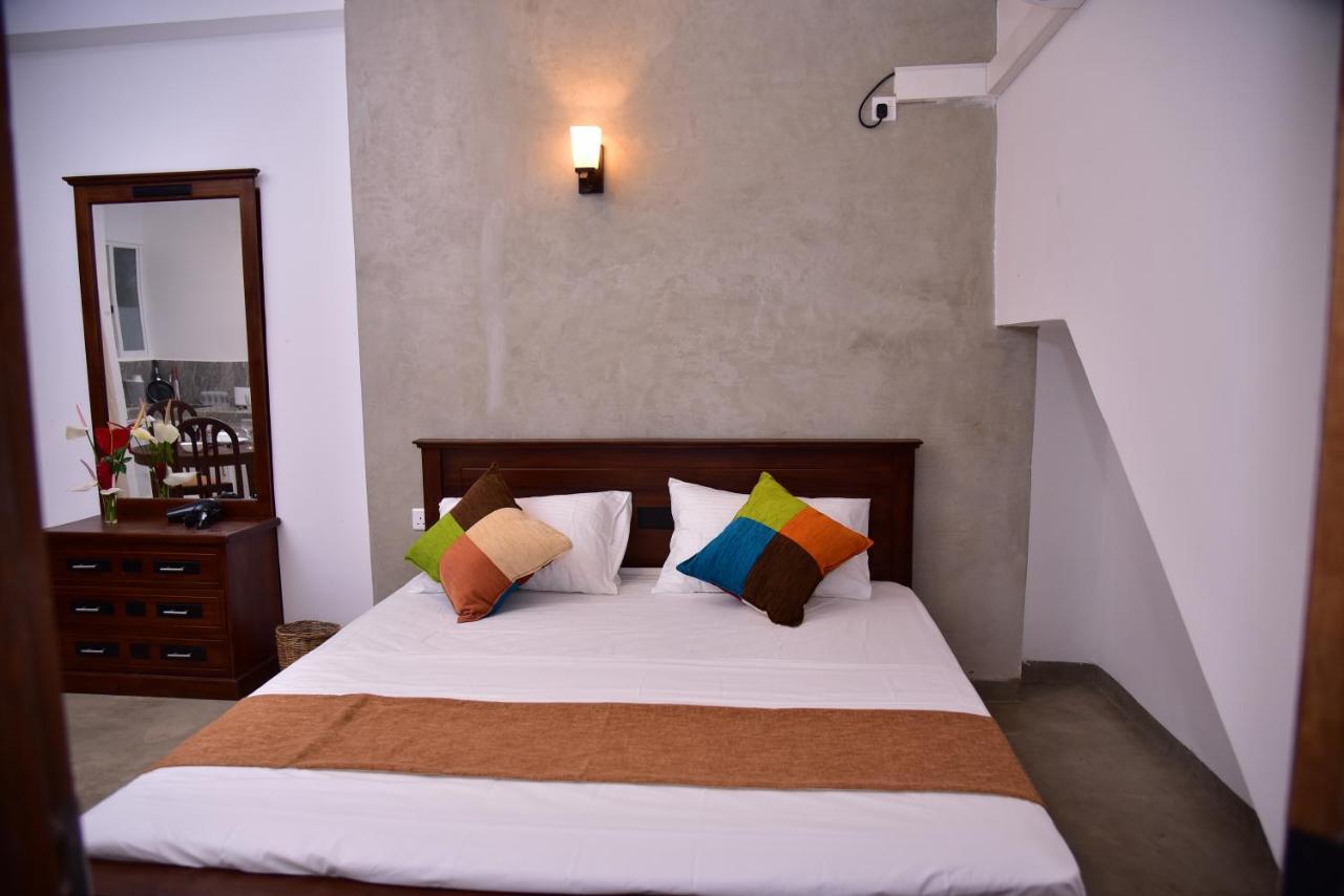 Lily Holiday Apartments 히카두와 외부 사진